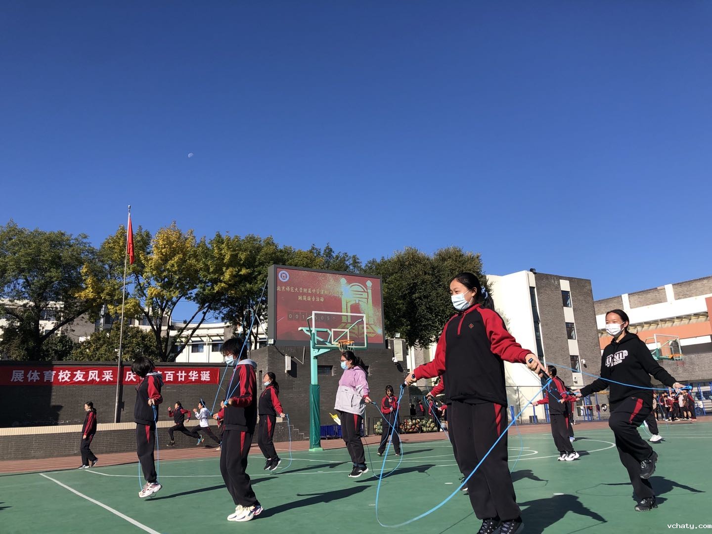 20211029840548.jpg 初三年级跳绳接力1.jpg