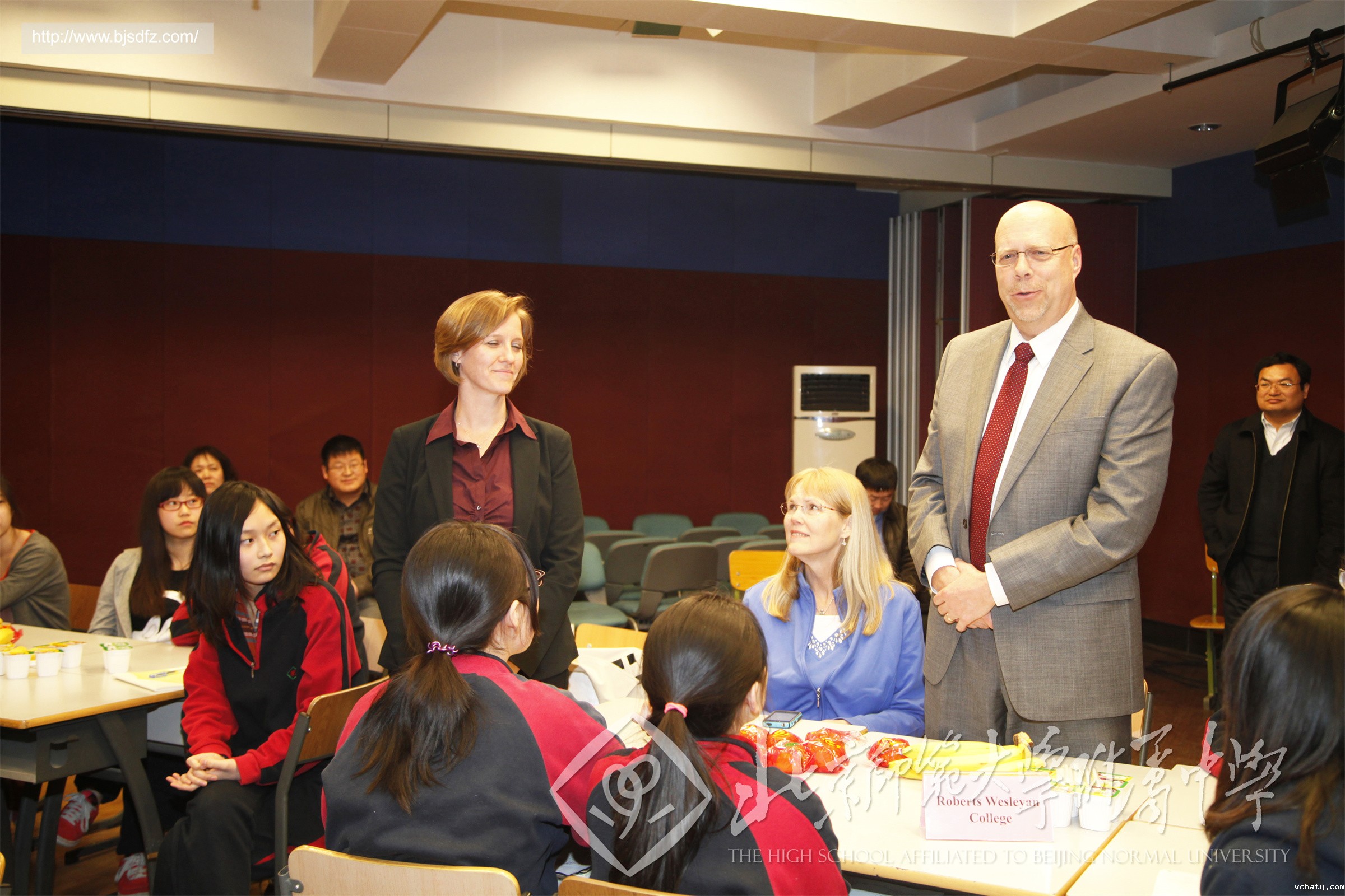 20240516447963.jpg 26_与美国大学校长交流.jpg