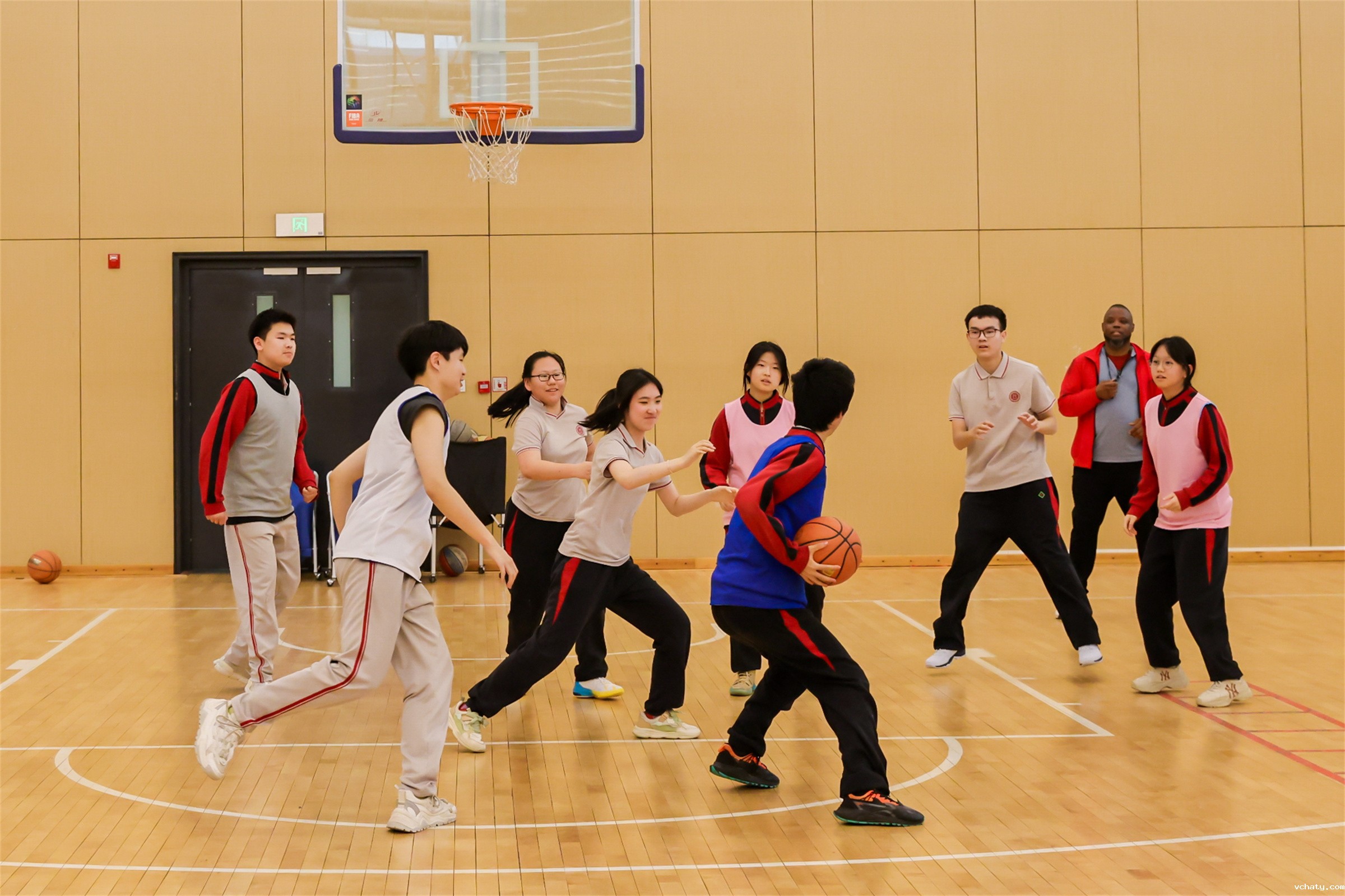 20240516934926.jpg 15体育分项教学:篮球.jpg